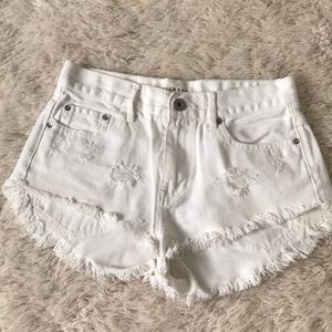 Bullhead white jean high rise shorts